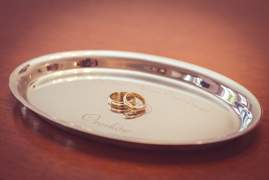 Why Hand Engraved Wedding Bands Are the Ultimate Personal Statement