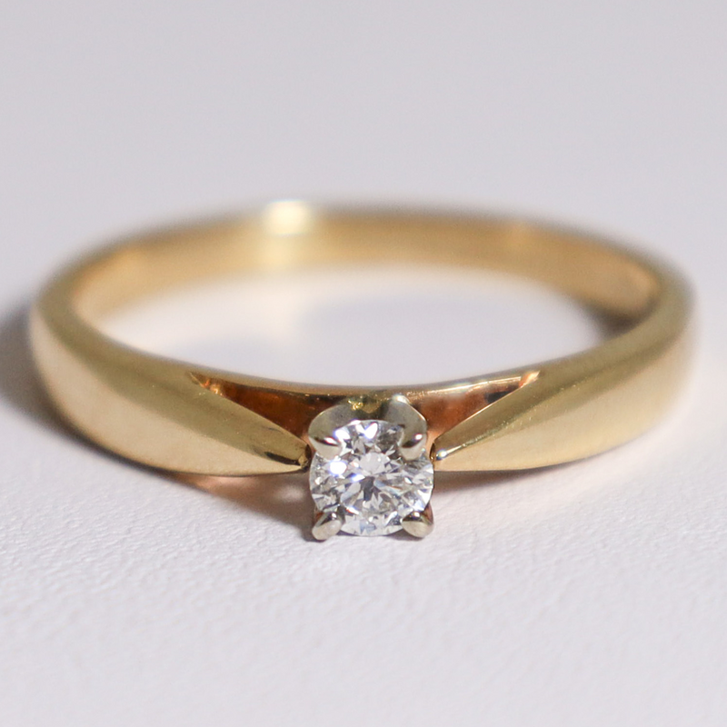 14K Yellow Gold .15ct Diamond Solitaire