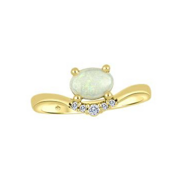 10K Yellow Gold Canadian Diamond and Opal Ring