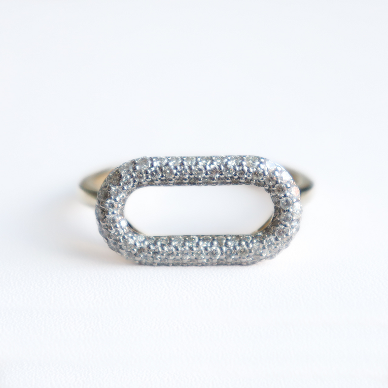 10K Yellow Gold Diamond Paperclip Ring