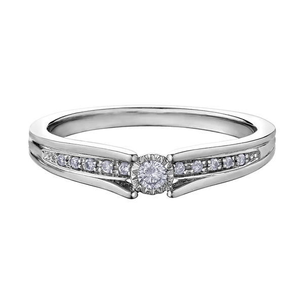 10K White Gold .10ctw Diamond Illuminaire Ring